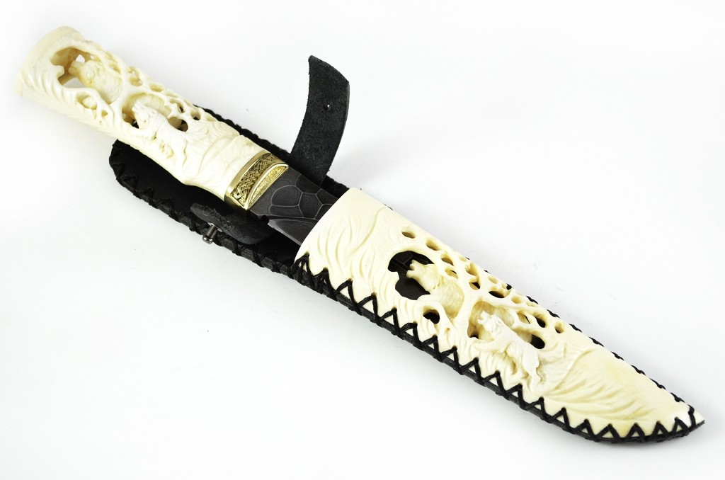 Нож Путник дам. сталь литье кость ножны кость ажур